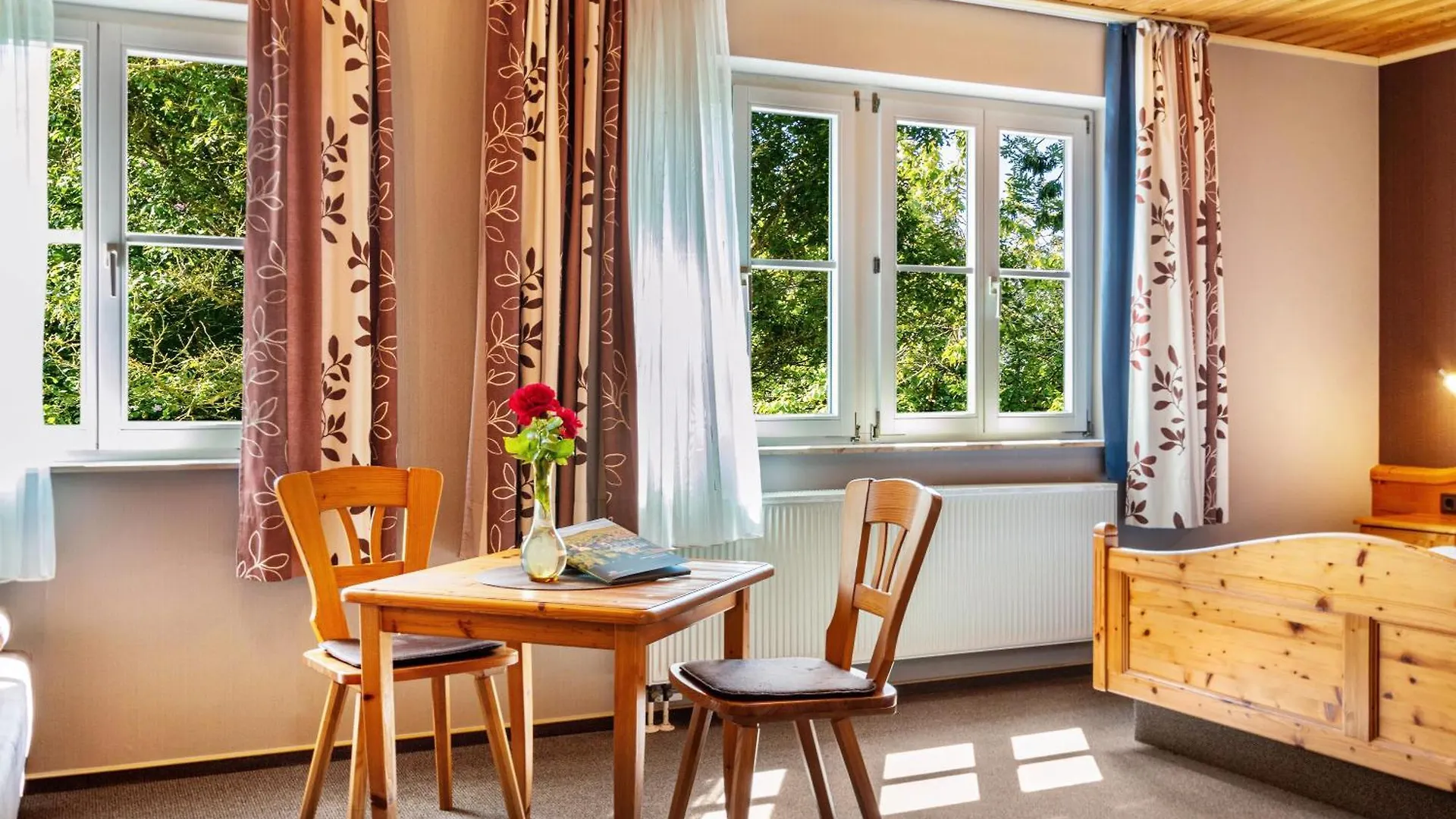 Wein- Und Gaestehaus Lutz Iphofen Affittacamere