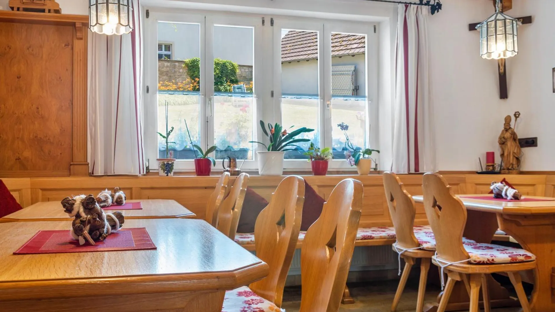 Affittacamere Wein- Und Gaestehaus Lutz Iphofen