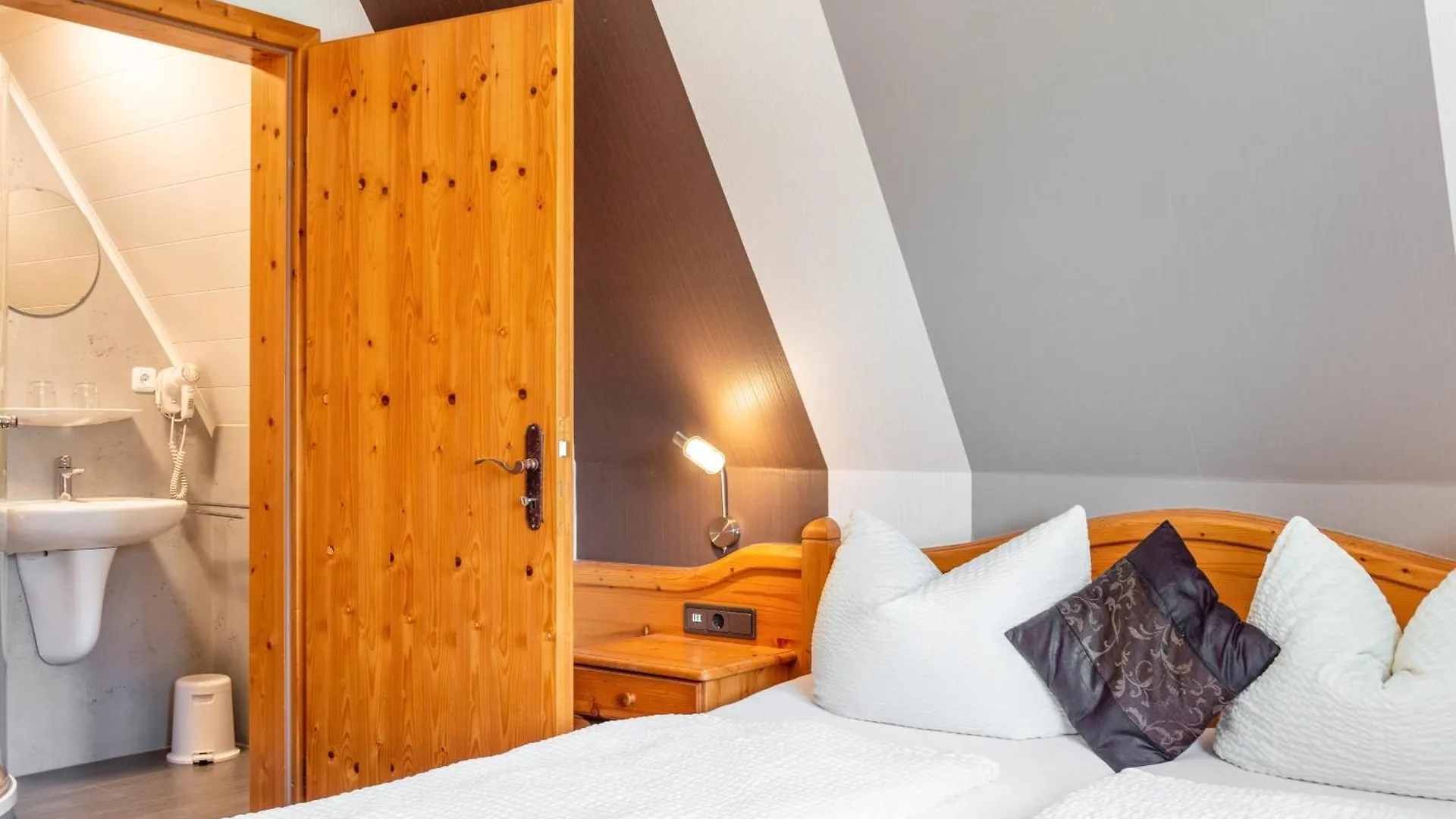 Wein- Und Gaestehaus Lutz Iphofen Affittacamere